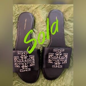 Tory Burch NWOB SIZE 9M Everly Embellished Slide Sandals Black Tumbled Leather